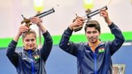 युवा निशानेबाज मनु भाकर और सौरभ चौधरी से आने वाले ओलंपिक में काफी उम्मीदें हैं।